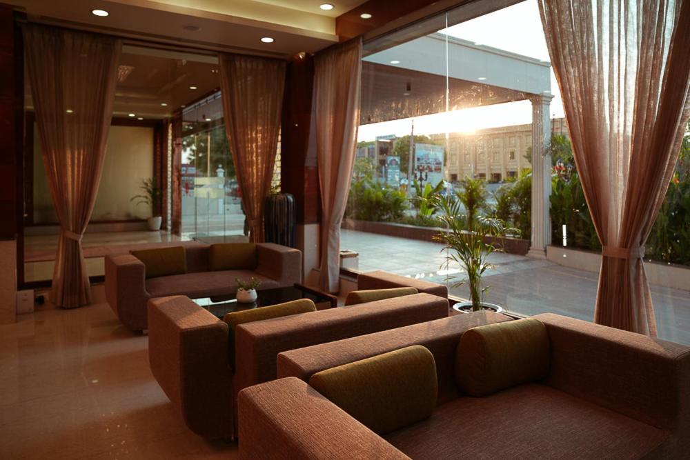 Ramee The Srinivas Palace Bhuj Exterior photo