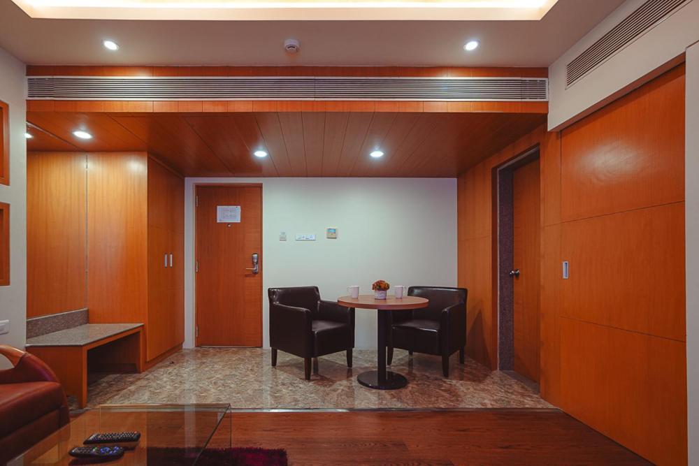 Ramee The Srinivas Palace Bhuj Exterior photo