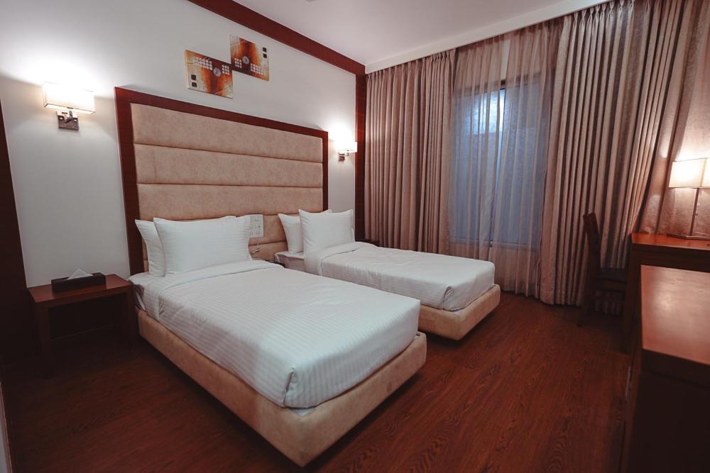 Ramee The Srinivas Palace Bhuj Exterior photo